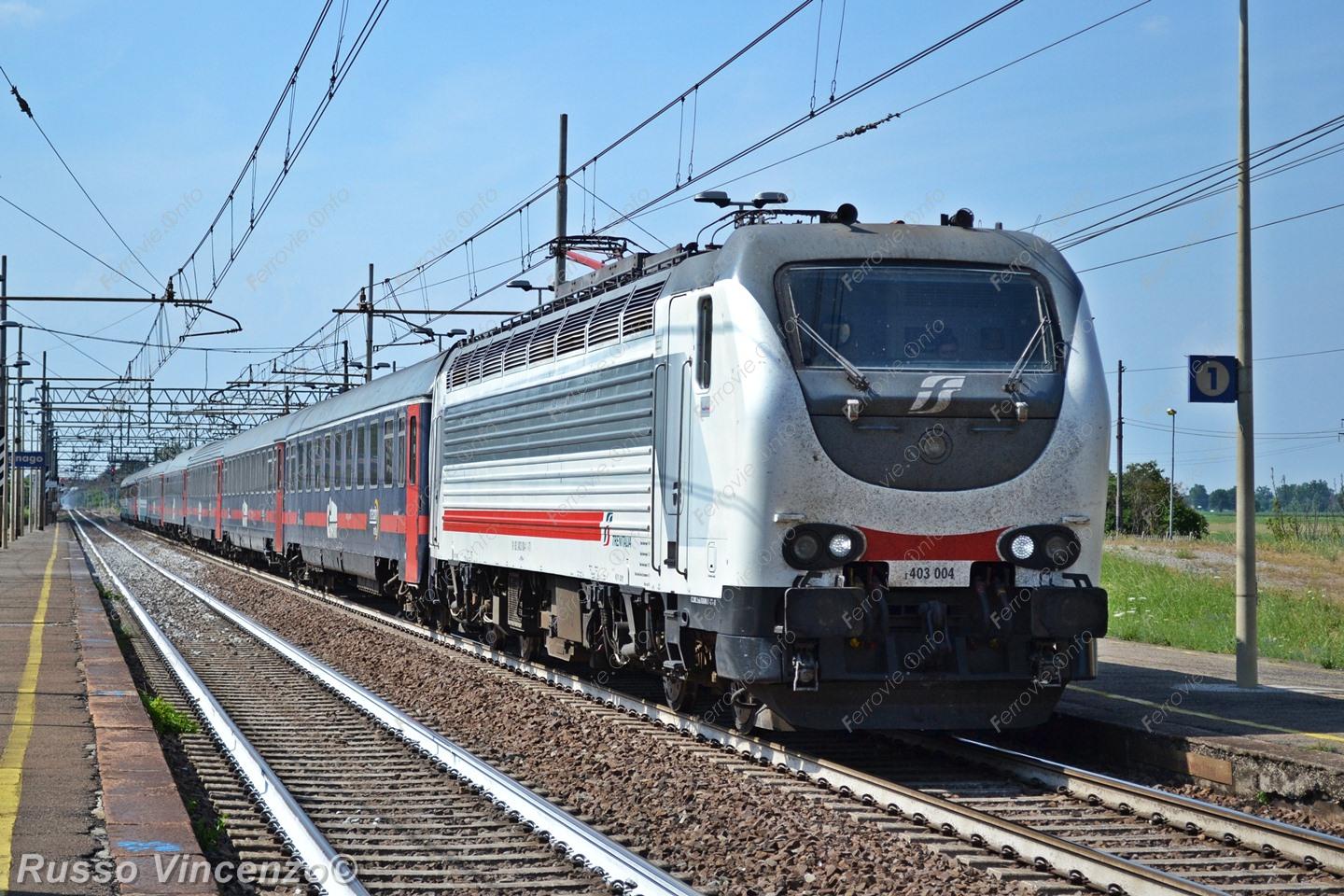E.403 - Livrea Intercity Giorno - E.403.004 - FotoFerrovie.Info
