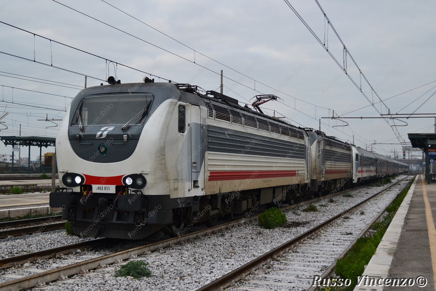 E.403 - Livrea Intercity Giorno - E.403.015 - FotoFerrovie.Info